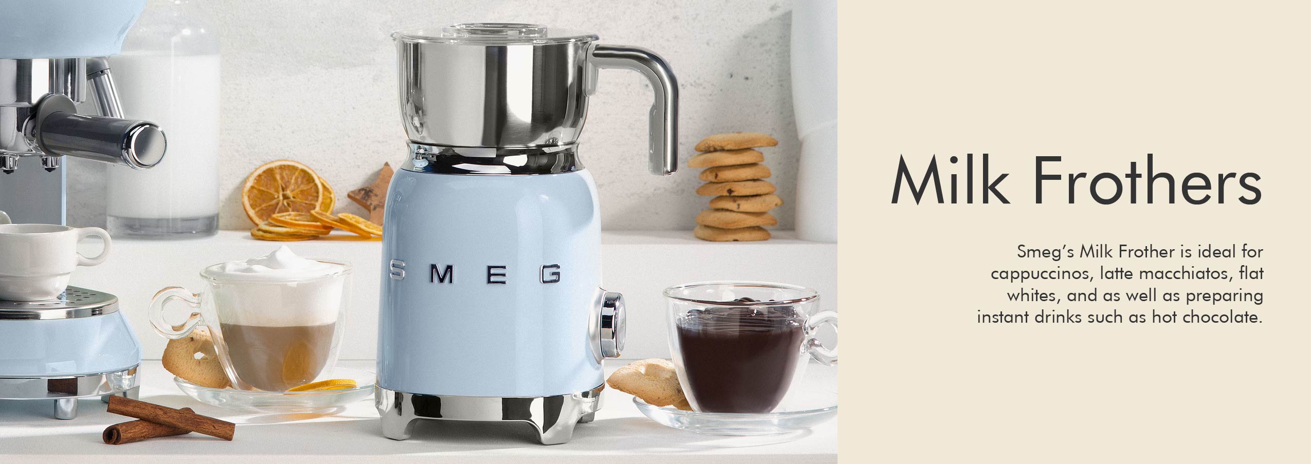 Smeg MFF01 Electric Milk Frother - Crema