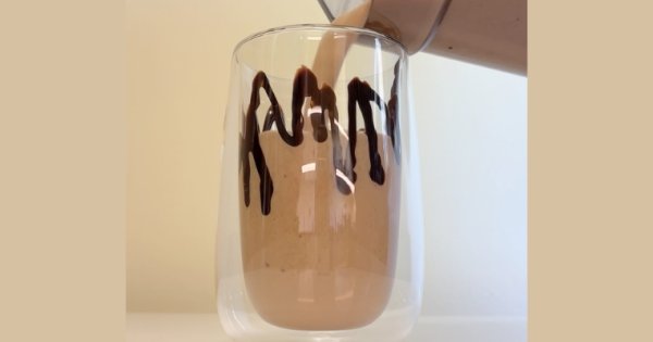 Dubai Chocolate Frappe – Pistaasin ja suklaan täydellinen liitto