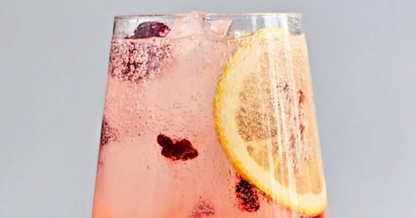 Raparperi & Vadelma Sparkler