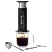 Aeropress Steel teräksinen kahvinkeitin, musta